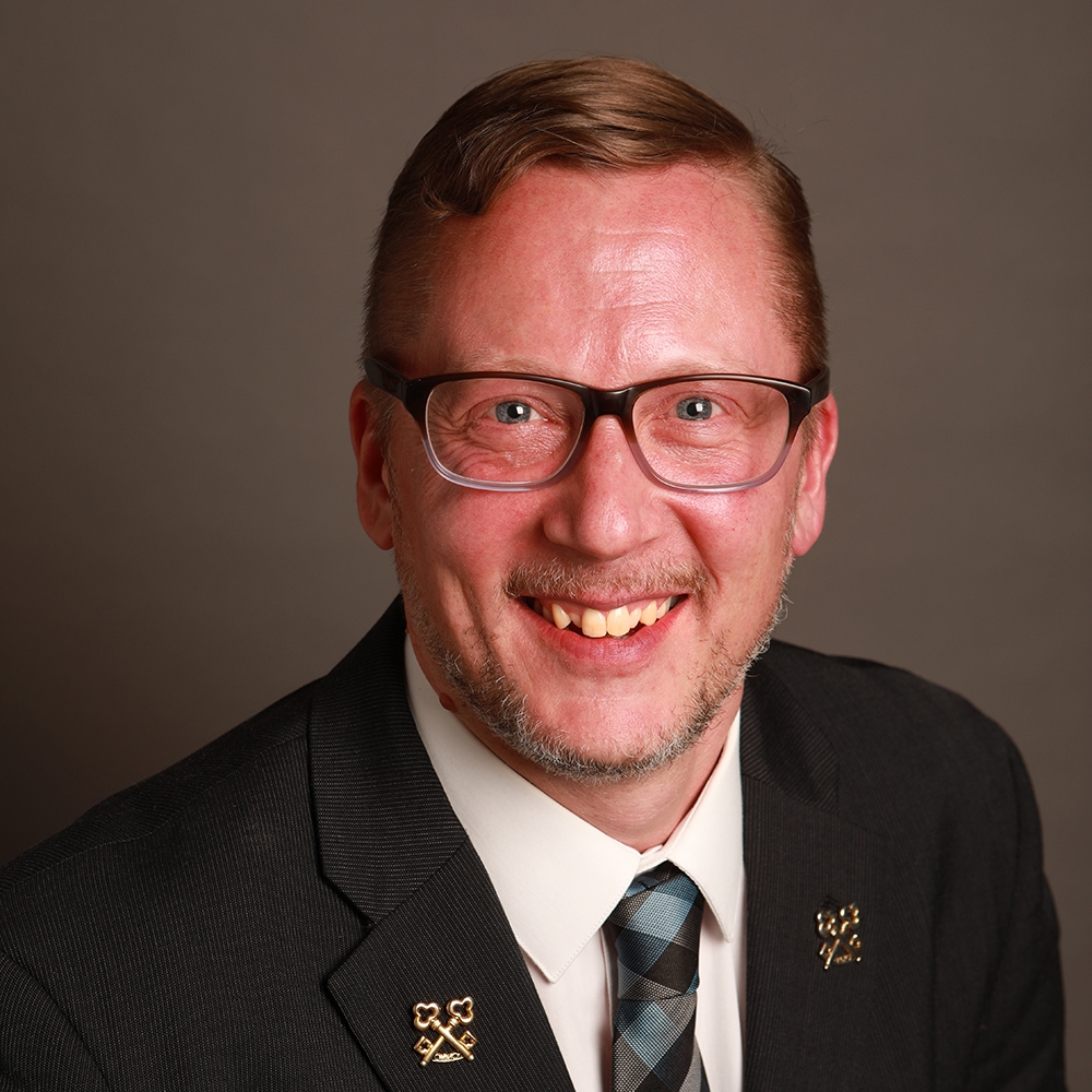 James Robar Regional Director E atldirector lesclefsdorcanada